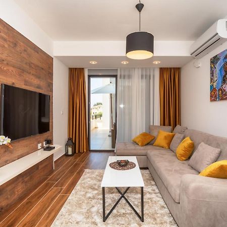 Accordion Apartment バール エクステリア 写真