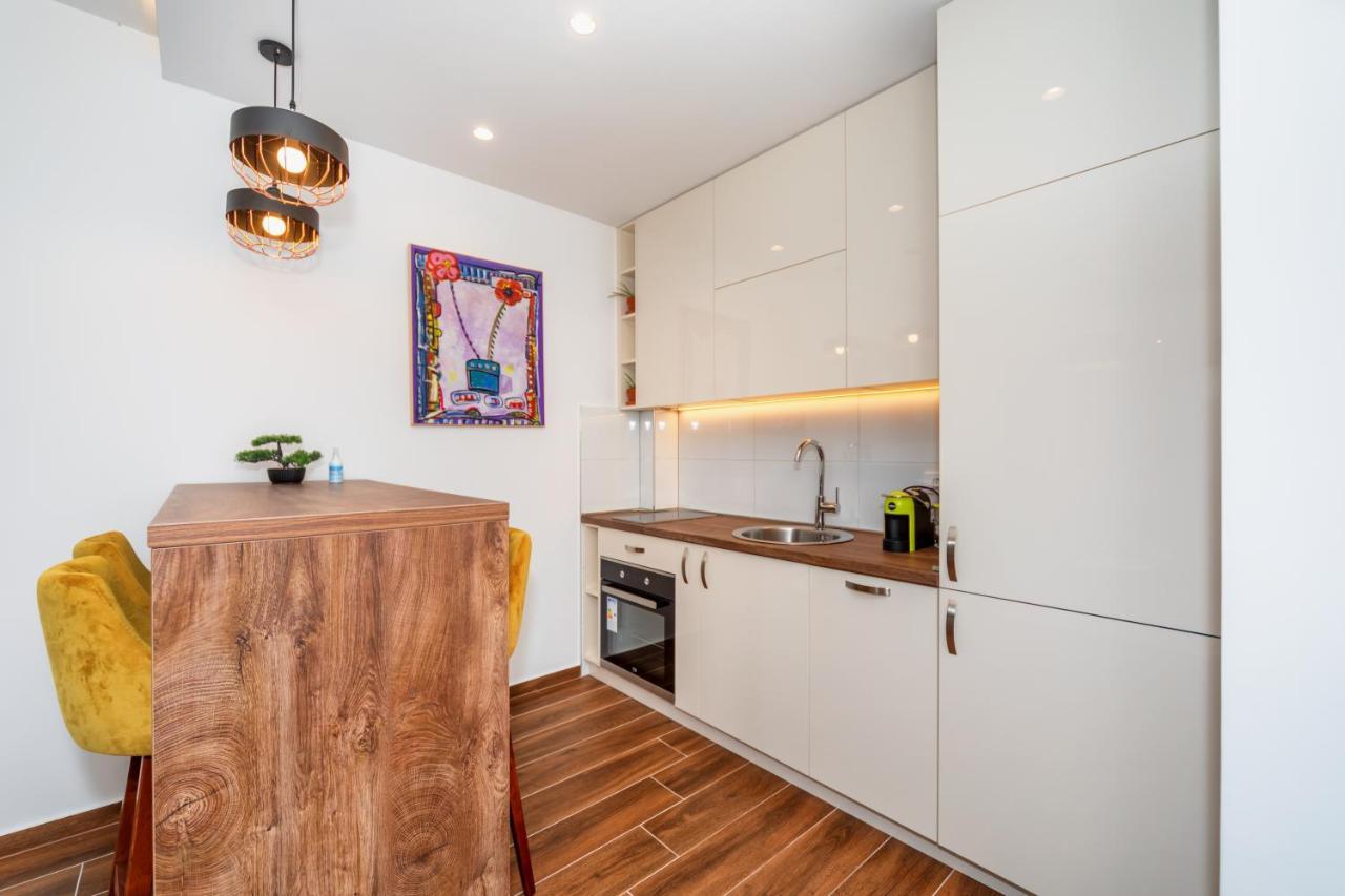 Accordion Apartment バール エクステリア 写真