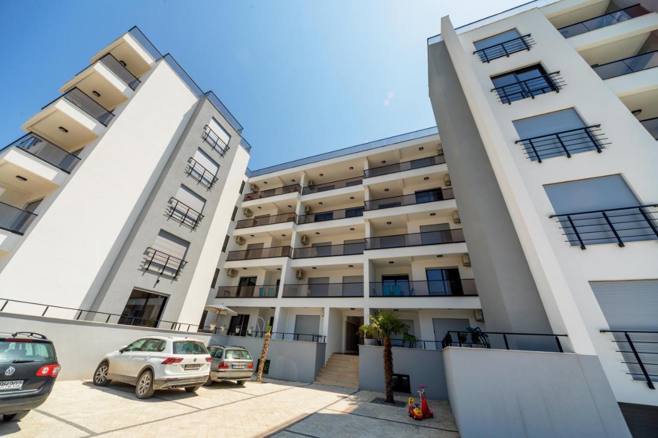 Accordion Apartment バール エクステリア 写真