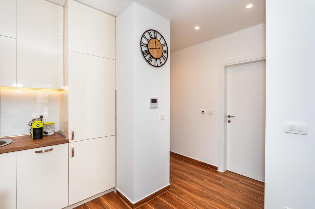 Accordion Apartment バール エクステリア 写真
