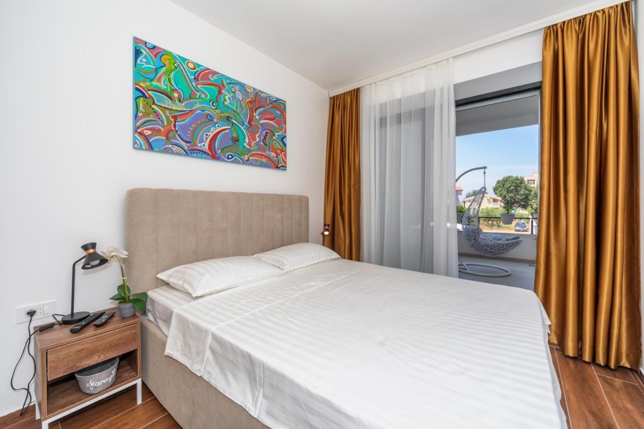 Accordion Apartment バール エクステリア 写真